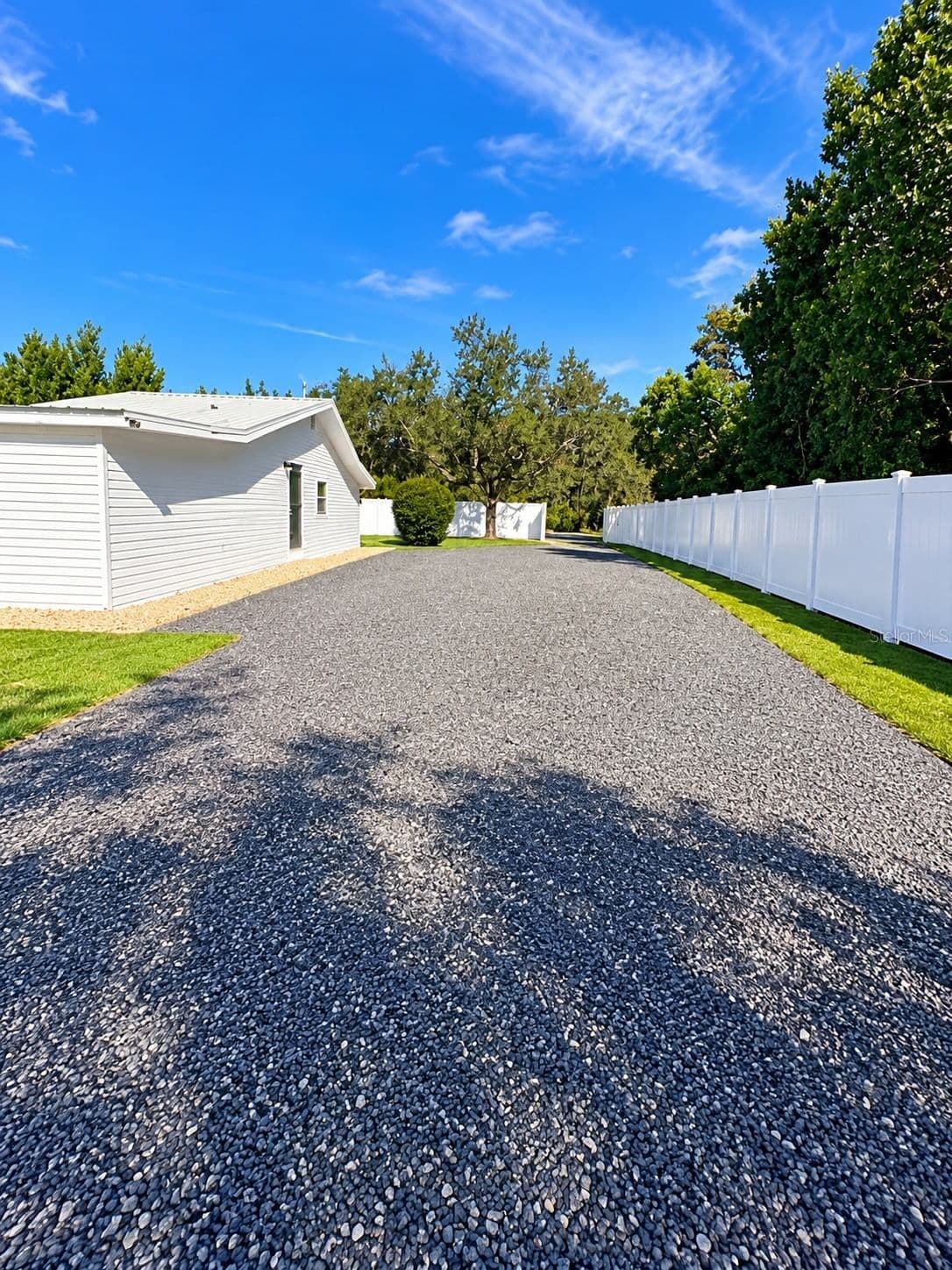 Photo 4 of 162 MYRTLE Road