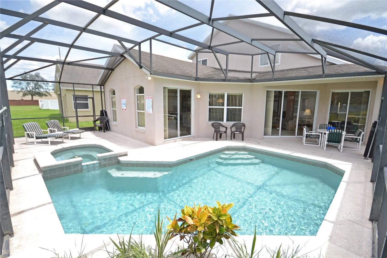 423 CORVINA Drive