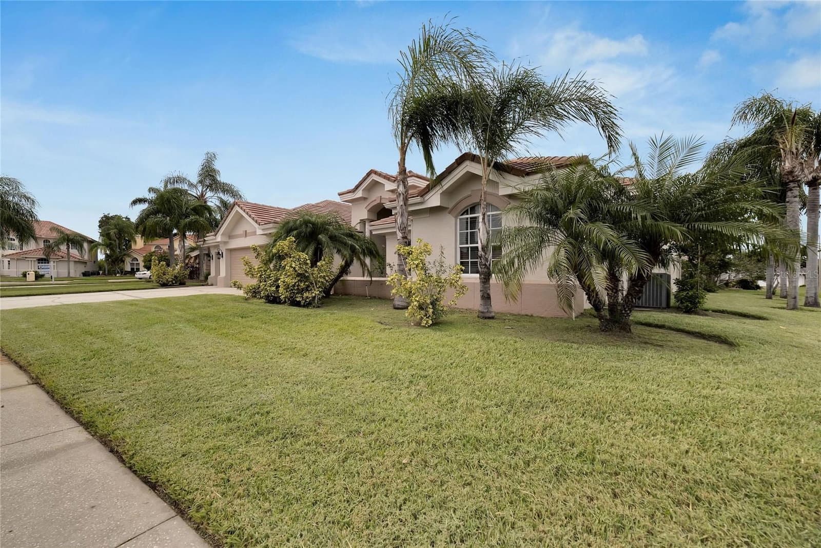 Photo 4 of 10301 MANTA WAY