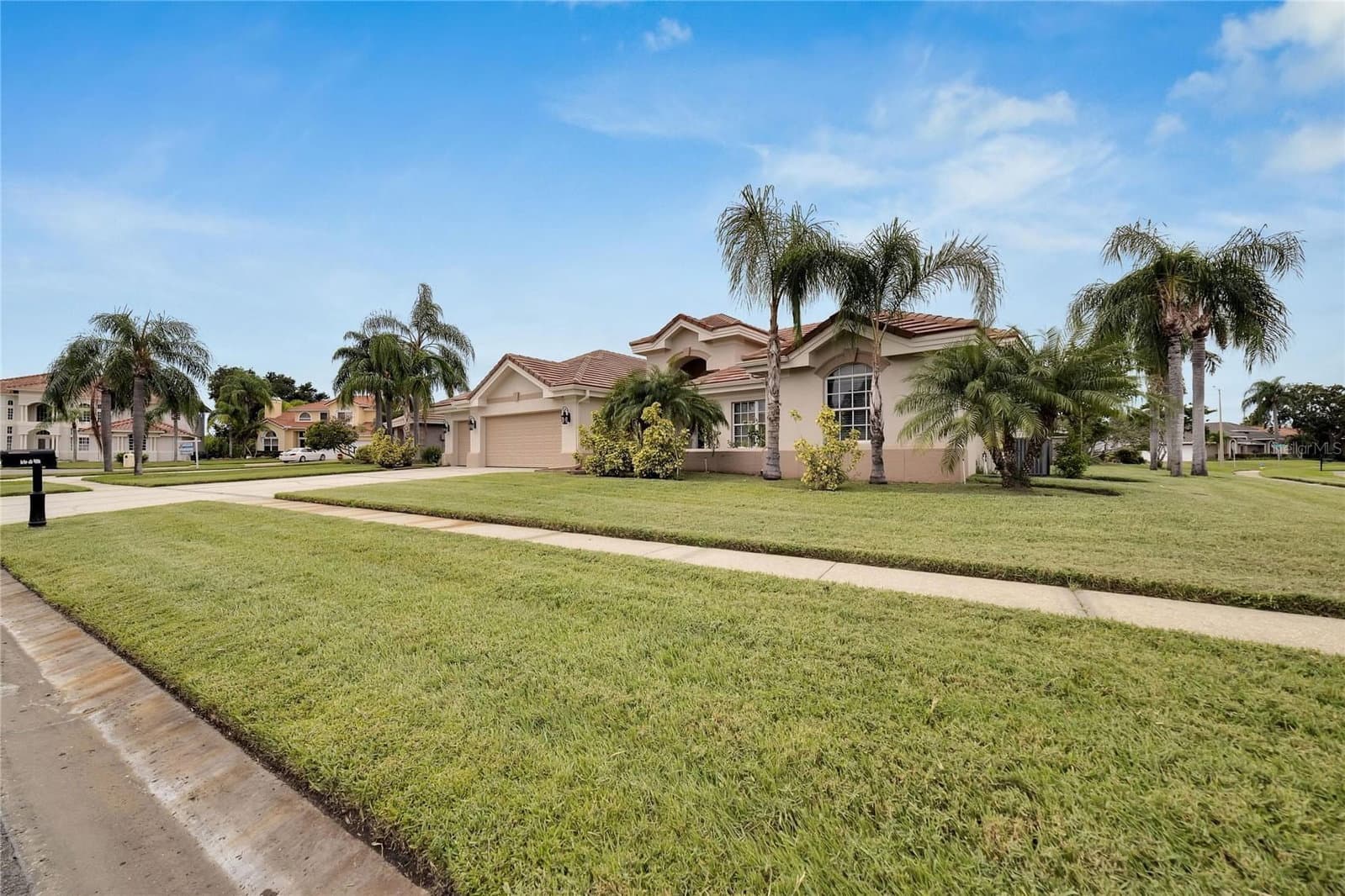 Photo 5 of 10301 MANTA WAY