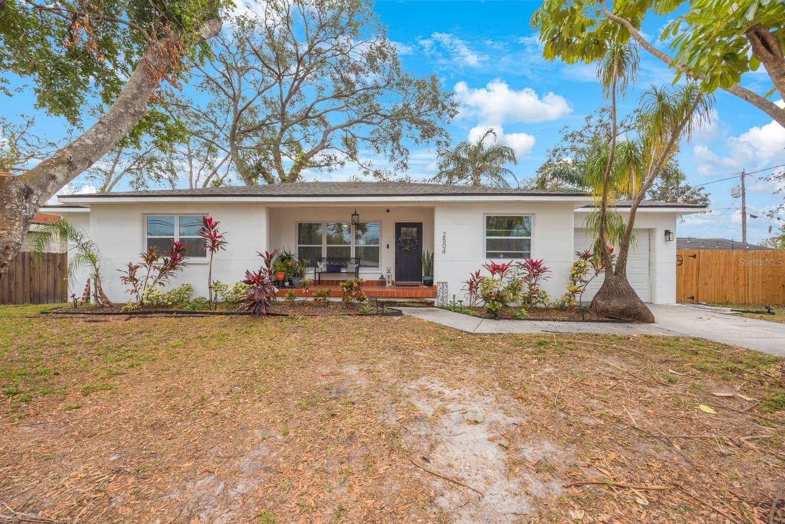 2504 FLETCHER