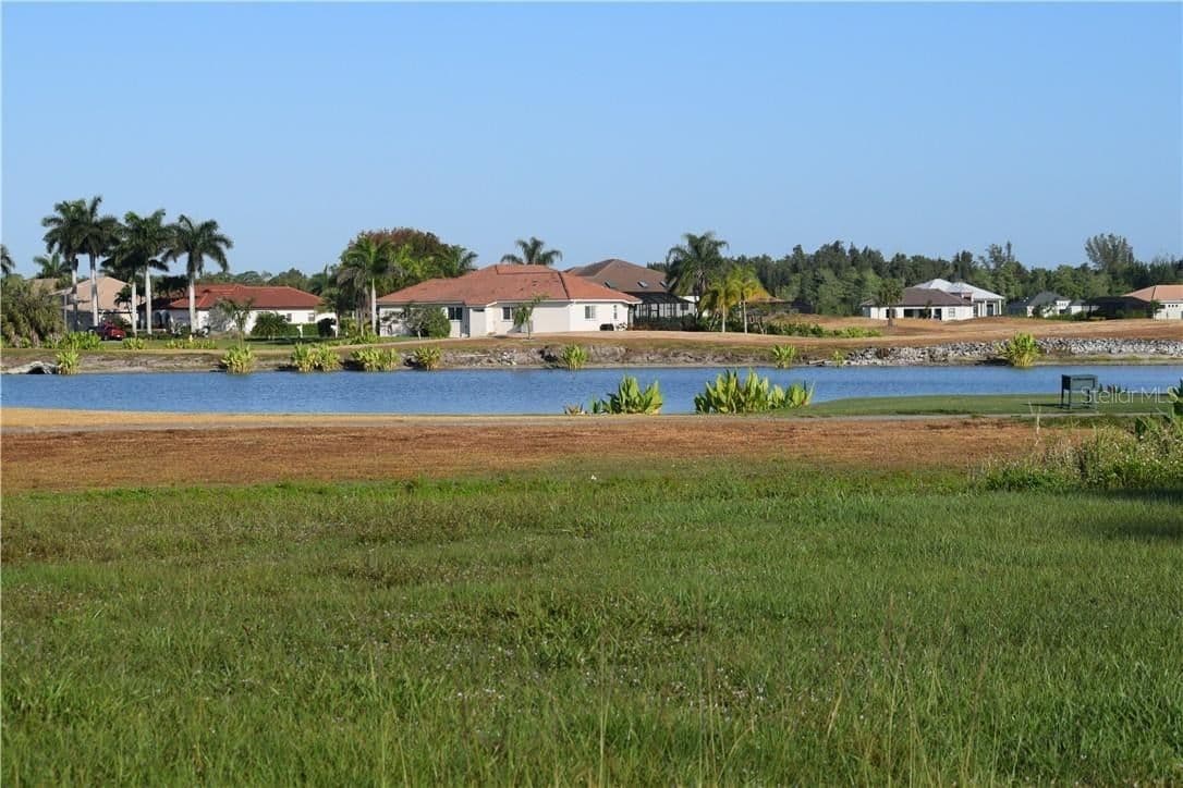 Photo 5 of 18001 BLUEWATER