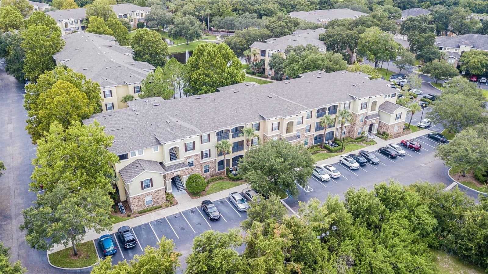 10205 COURTNEY PALMS Boulevard #304