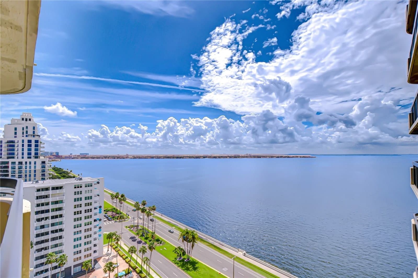 2413 BAYSHORE