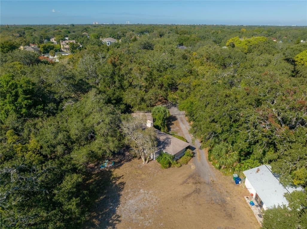 Photo 5 of 6210 BAYSHORE