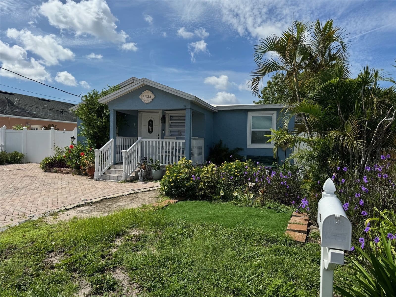 3322 SAINT JOSEPH