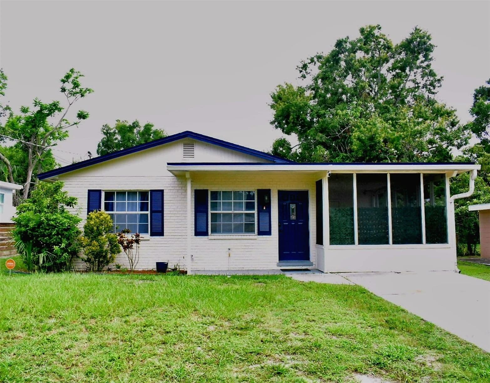 4306 LA SALLE