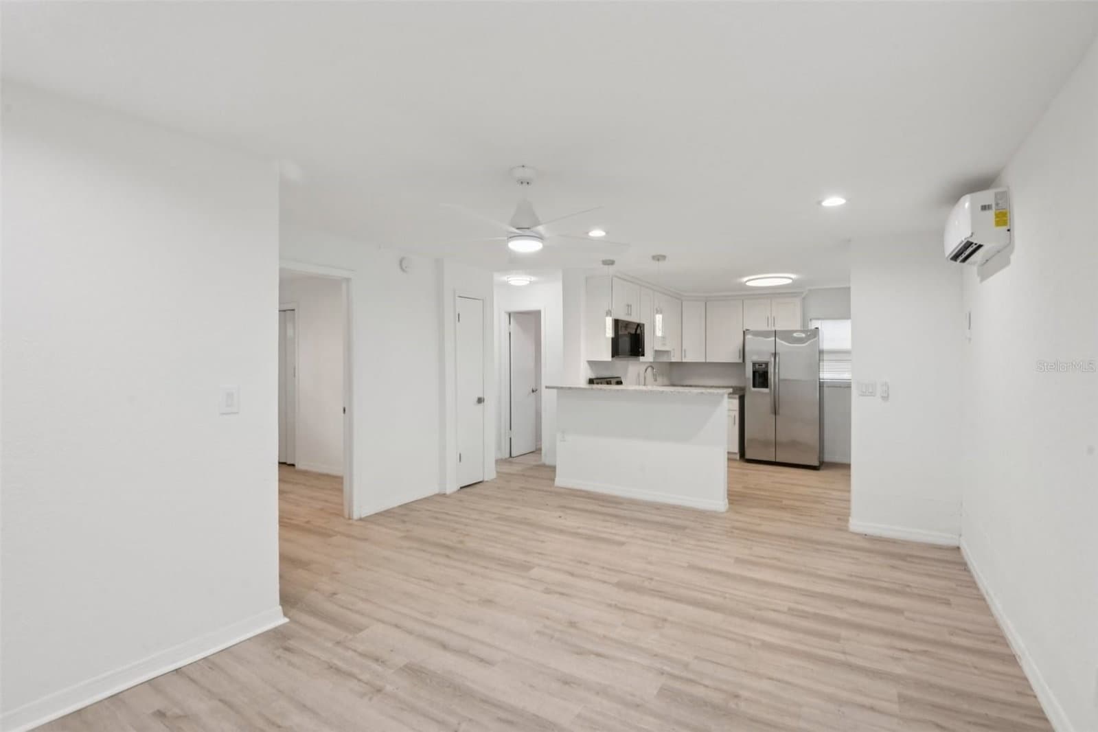 9404 MULBERRY