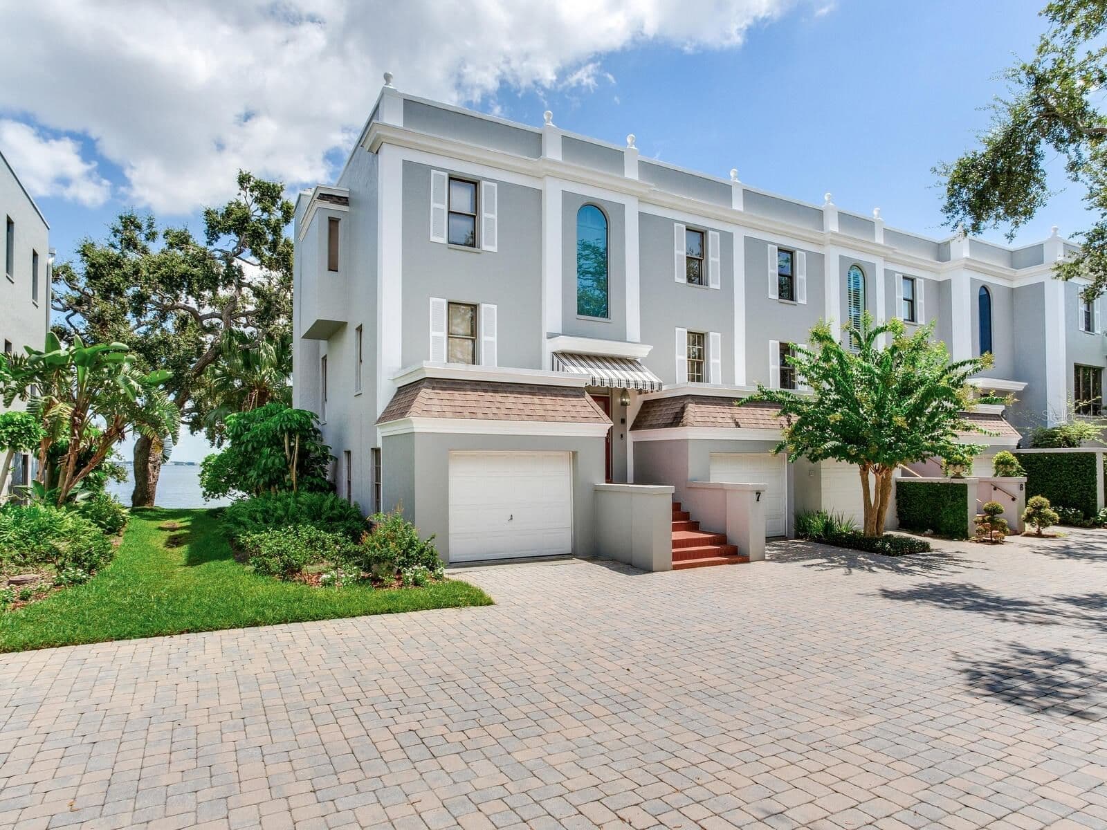 5010 BAYSHORE