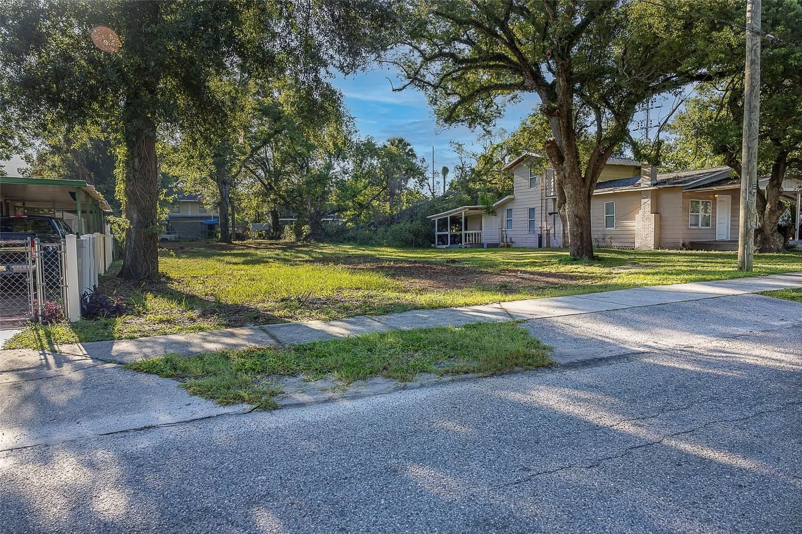 8409 MULBERRY