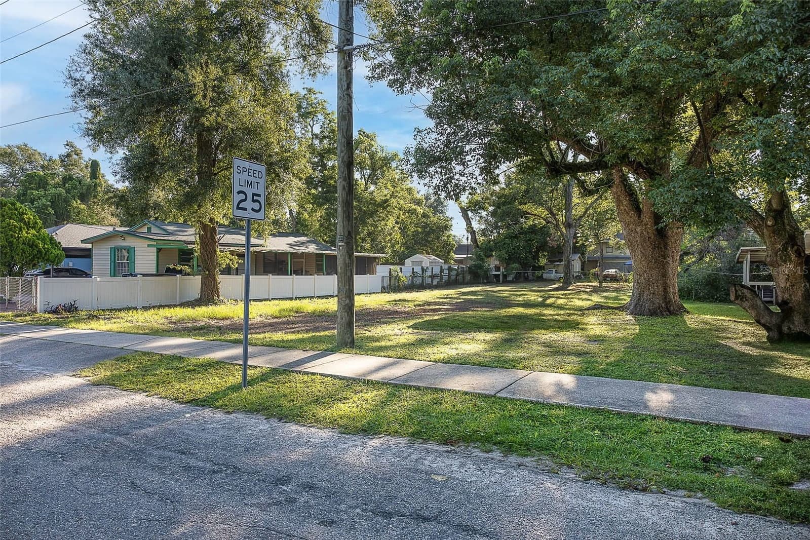 8409 MULBERRY