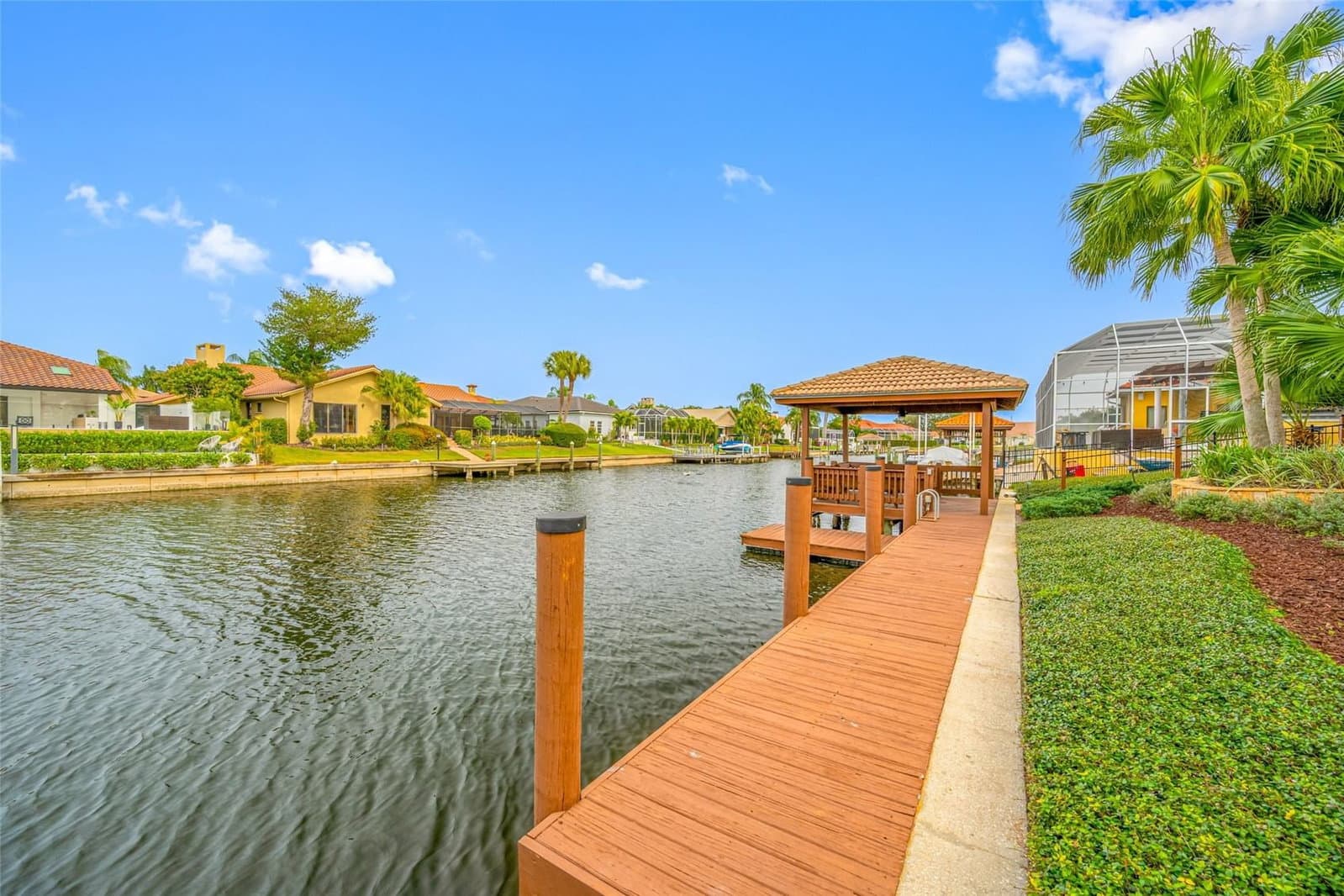 9807 COMPASS POINT