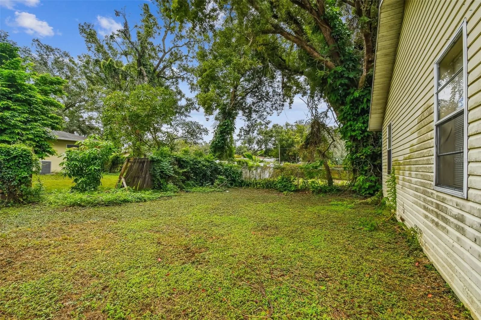 Photo 5 of 8205 SEMMES Street