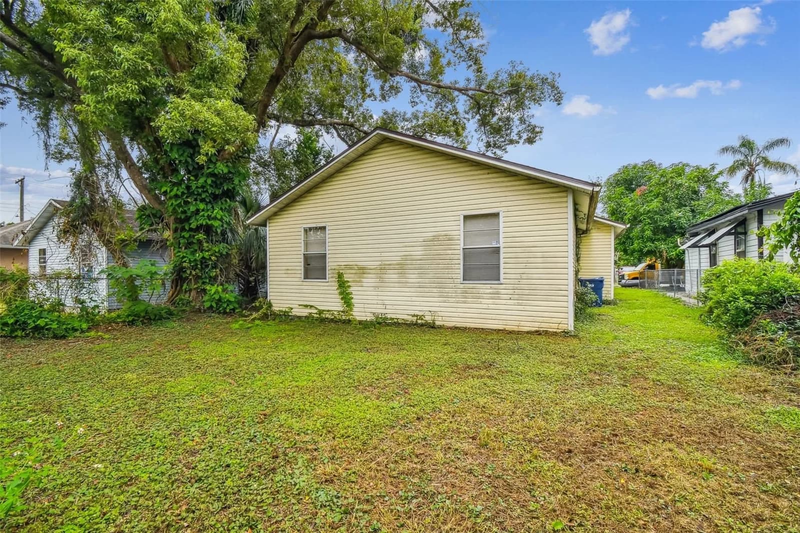 Photo 4 of 8205 SEMMES Street