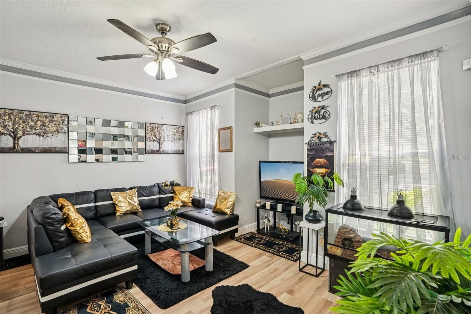 Photo 4 of 10505 VILLA VIEW