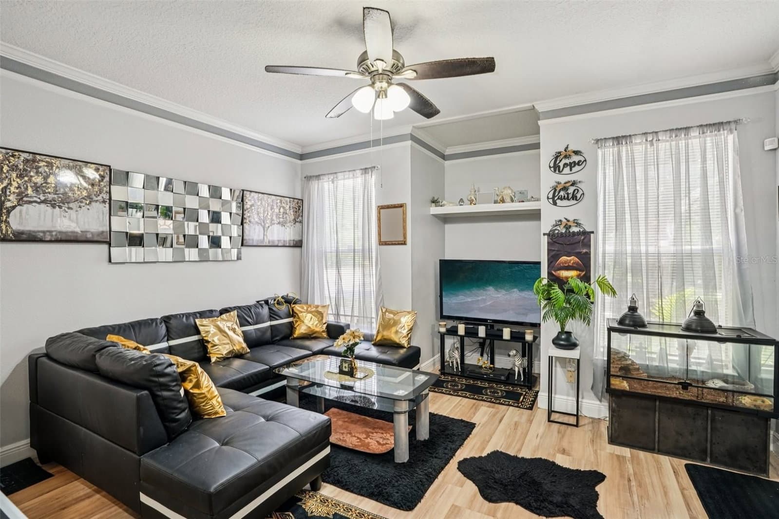 Photo 5 of 10505 VILLA VIEW