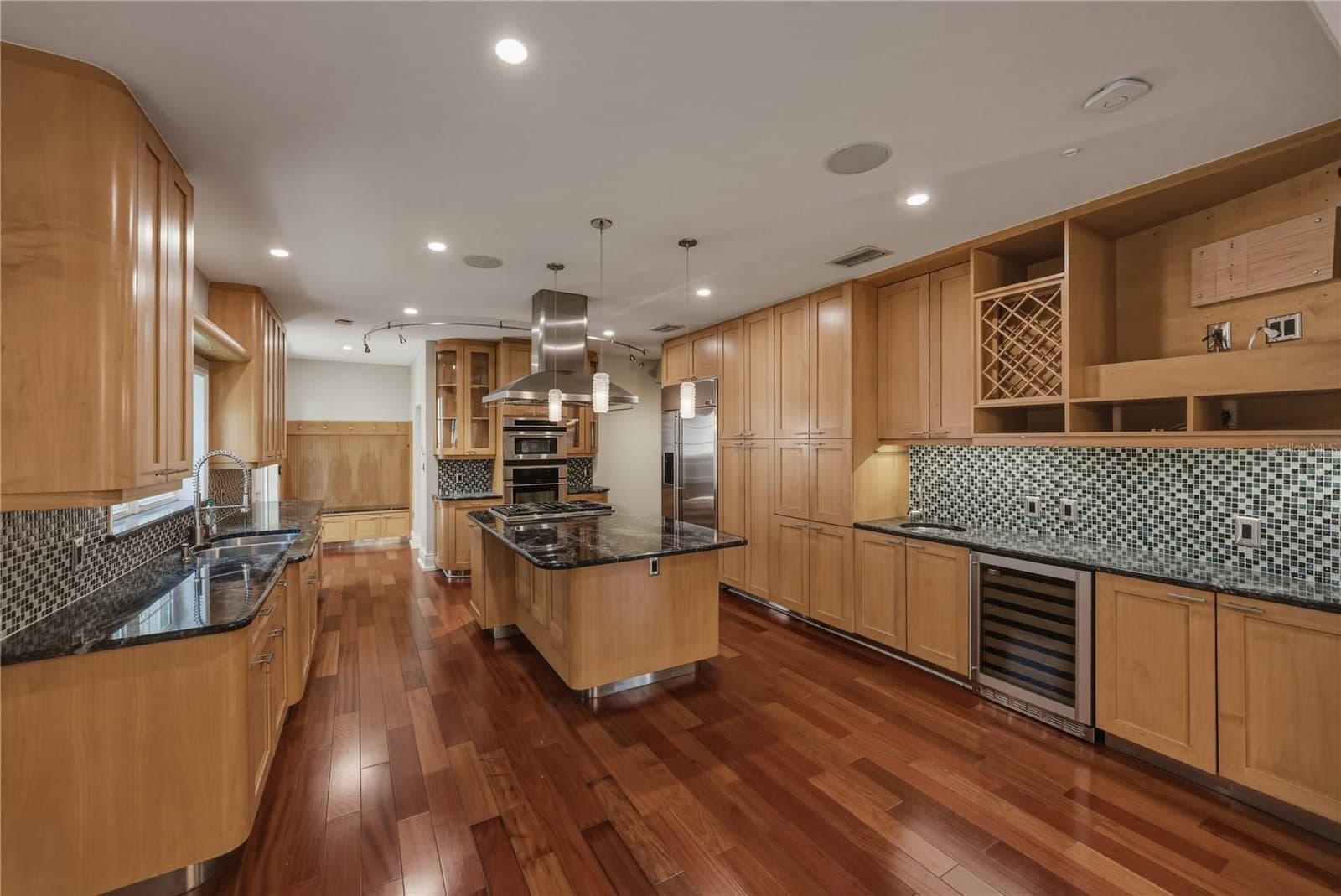 Photo 5 of 3001 SAN RAFAEL