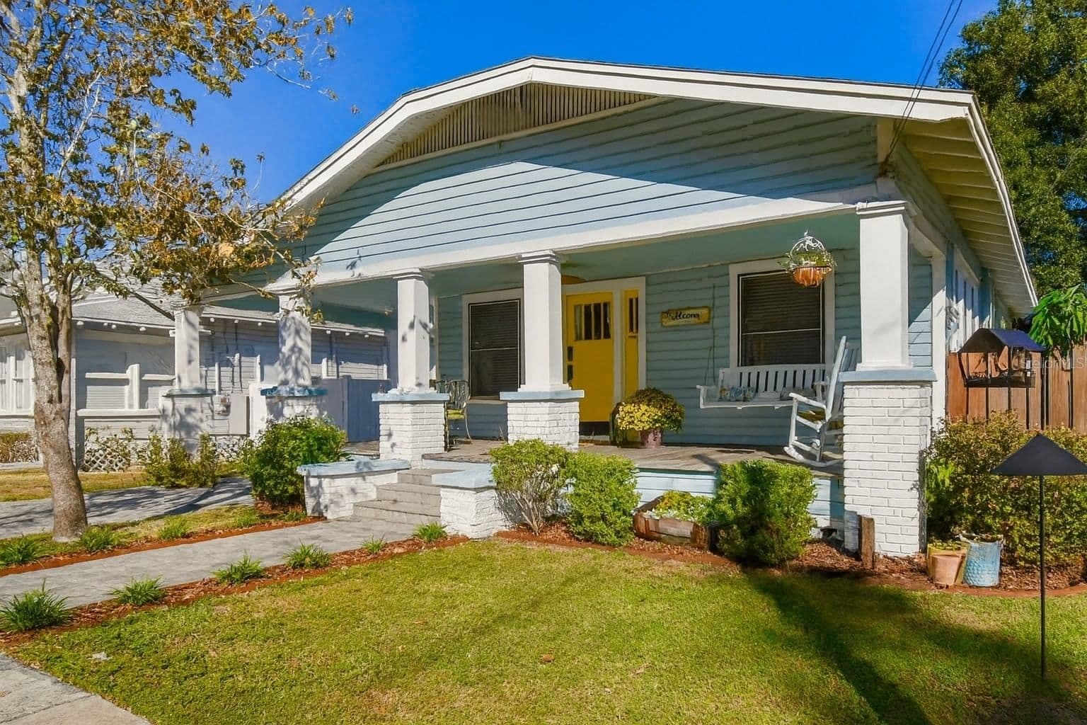 906 HAMILTON