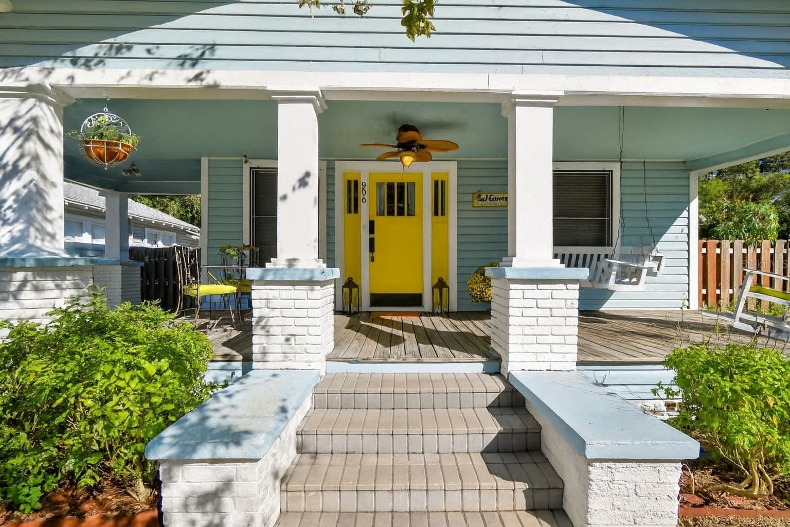 906 HAMILTON