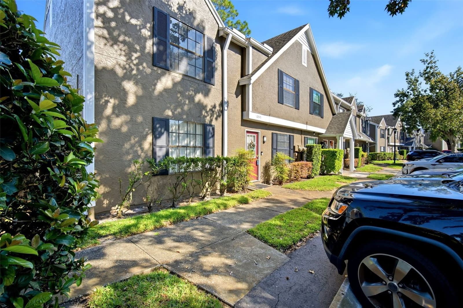 16545 LAKE BRIGADOON
