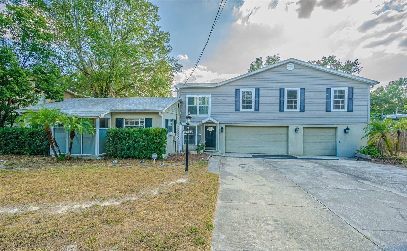 12510 FOREST HILLS