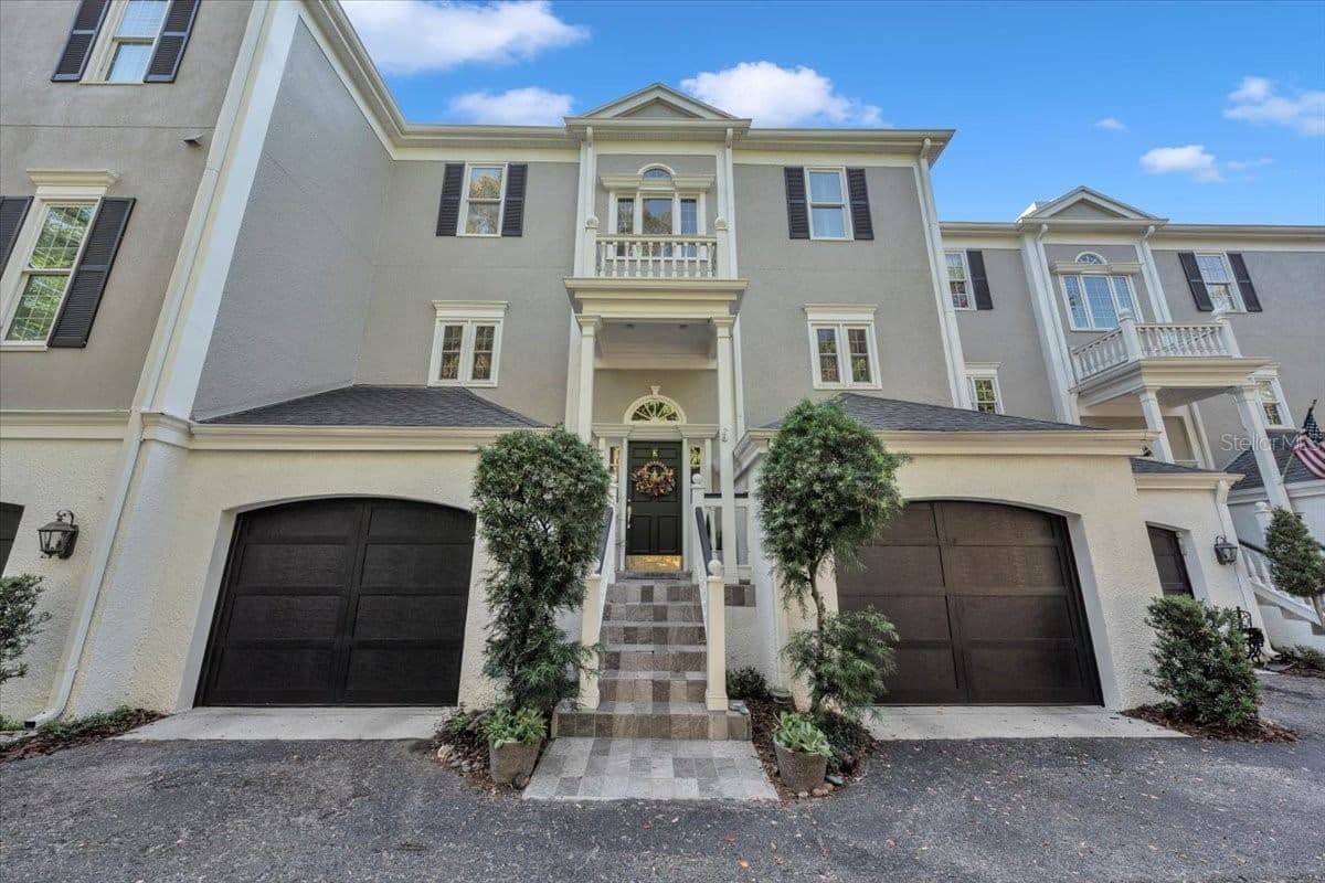 6212 BAYSHORE