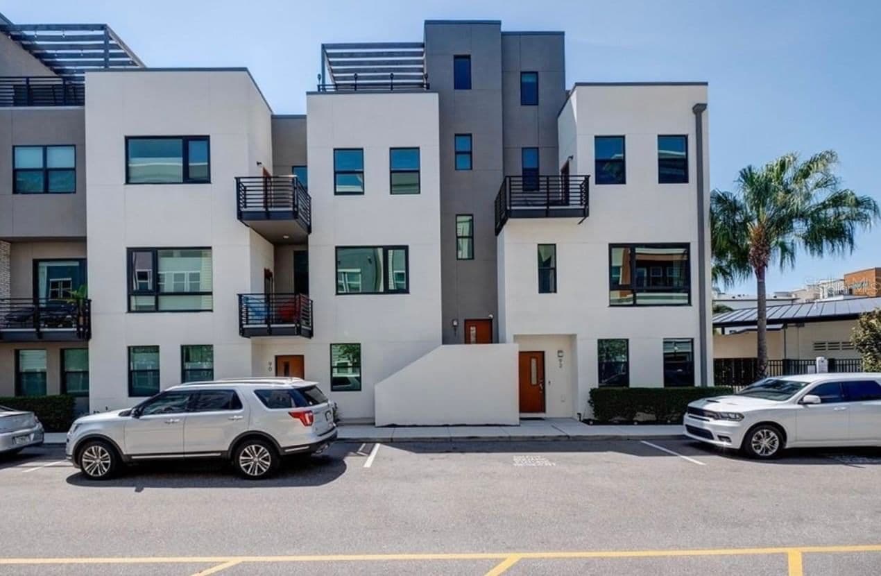 2511 GRADY