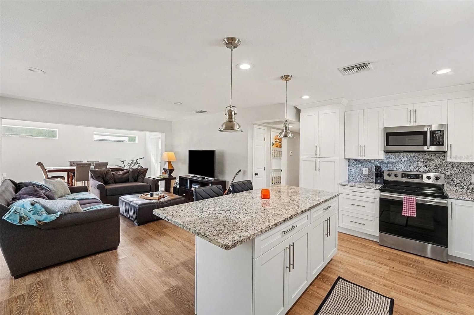Photo 4 of 6504 21ST