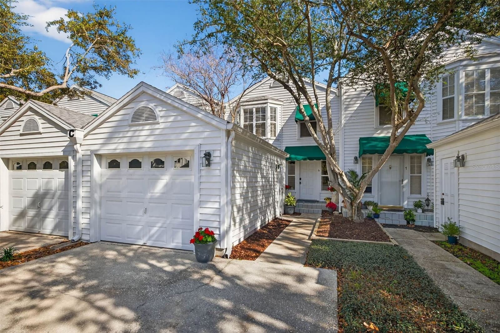 5300 BAYSHORE