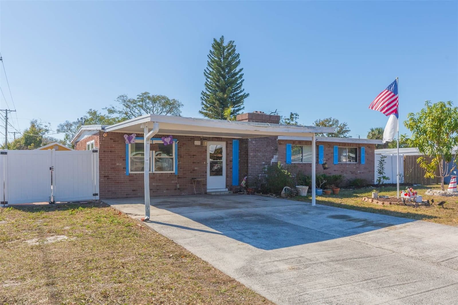 4102 FAIRVIEW