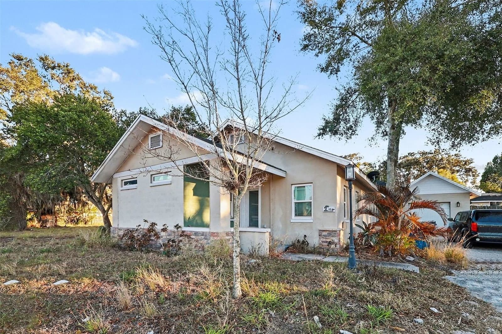 1054 STATE ROAD 60