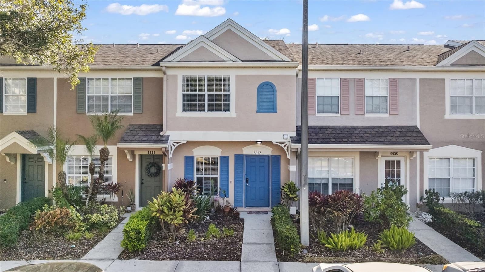 5937 BAYSIDE KEY