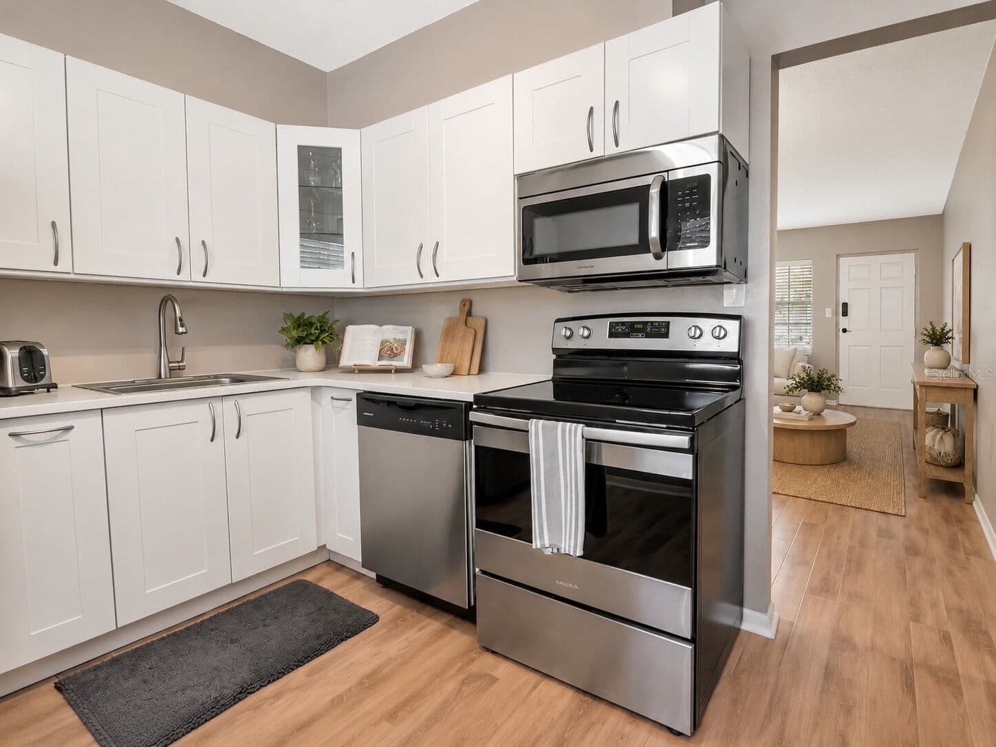 2207 CAROLINA