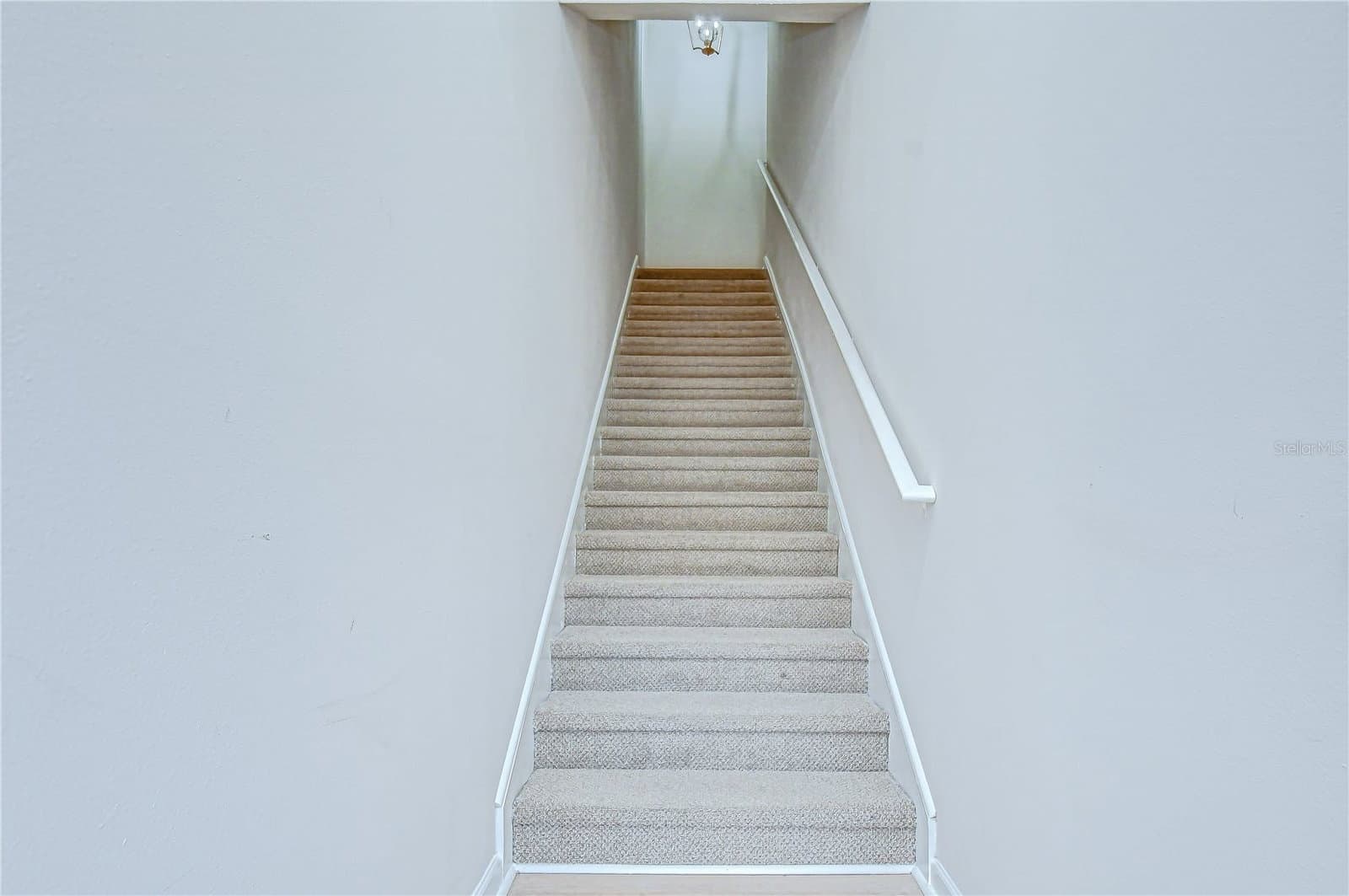 10409 VILLA VIEW