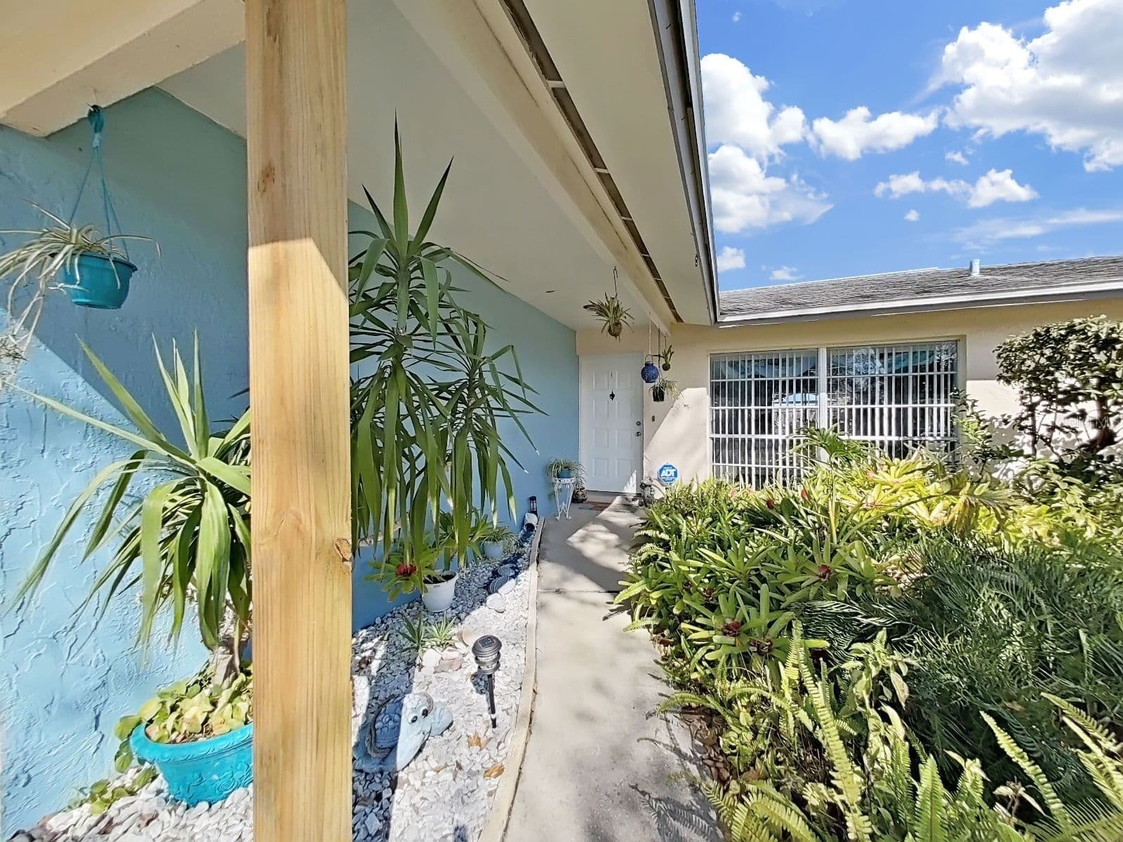 5205 RIPPLE CREEK