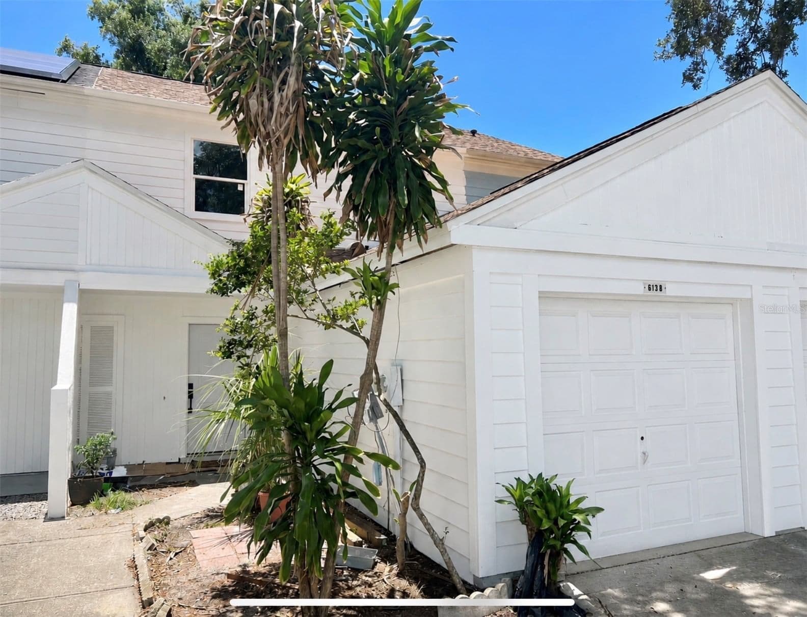 6138 OAK CLUSTER