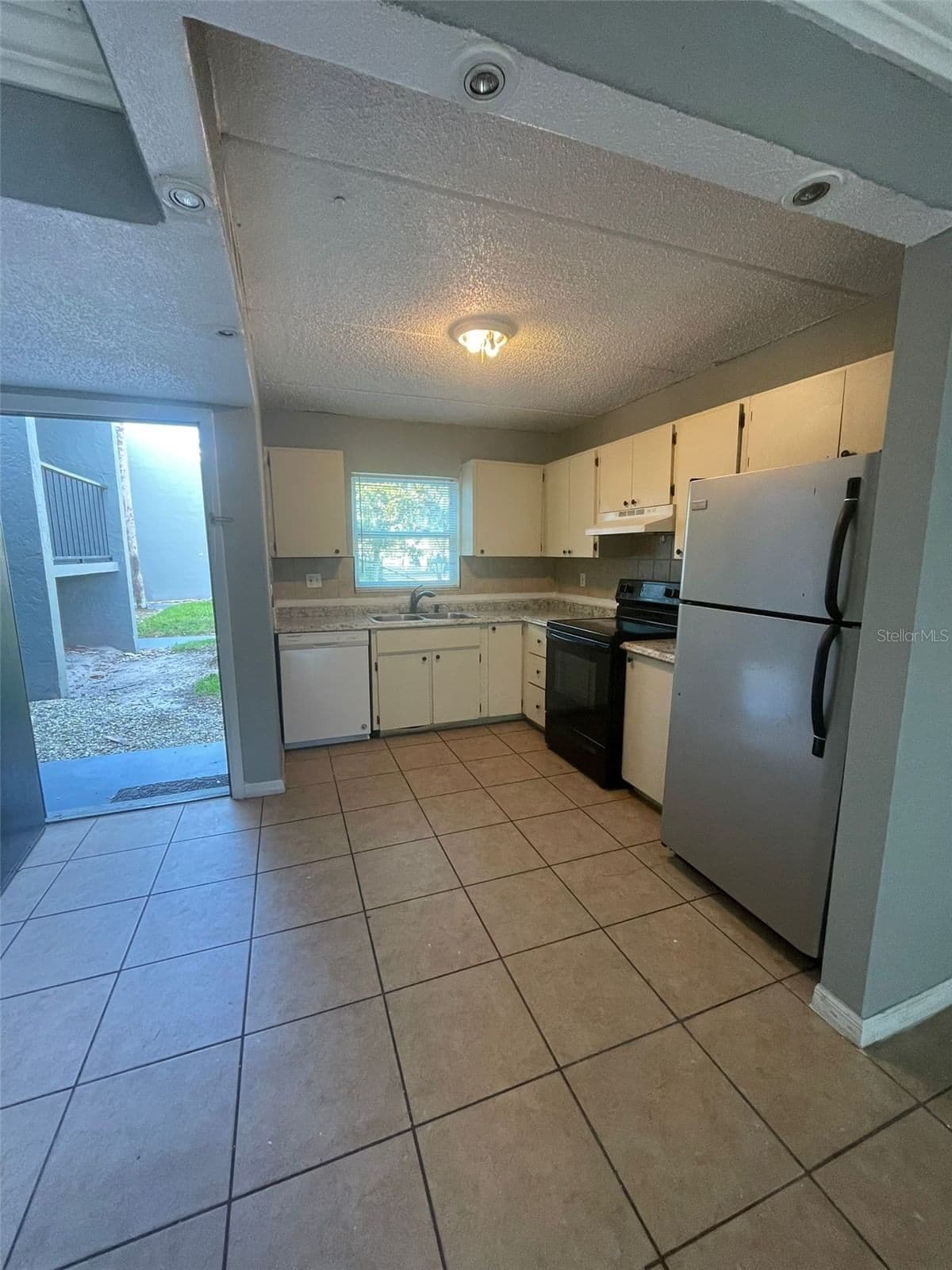 14413 AMERICANA