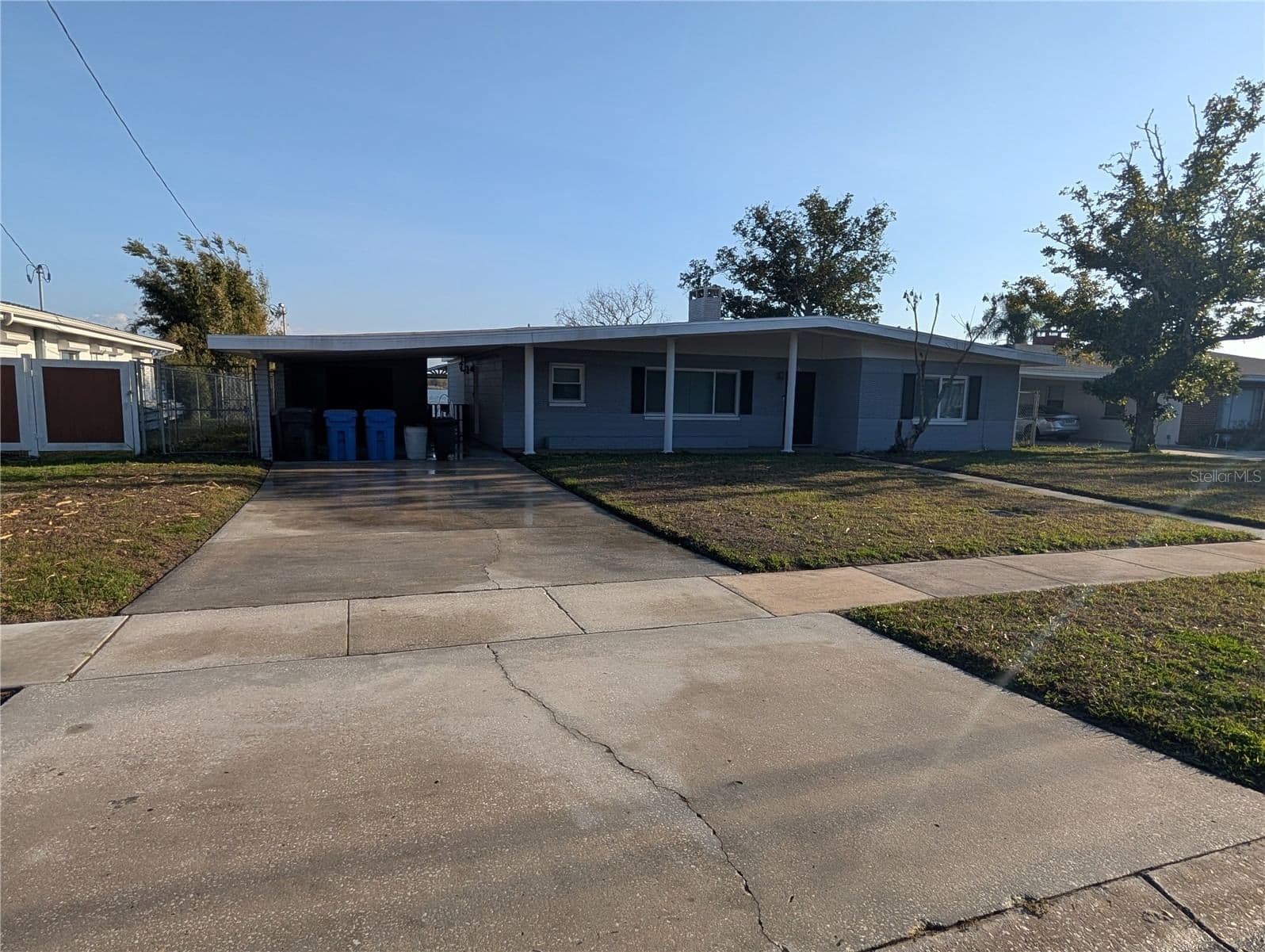 6517 WALTON