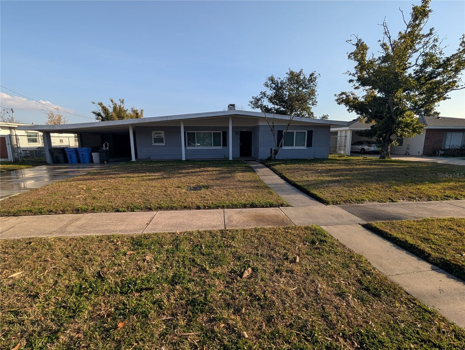 6517 WALTON