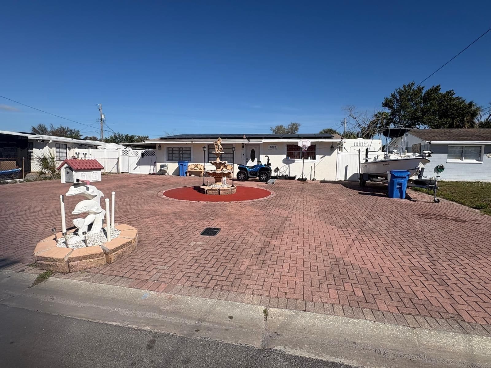 6005 CLIFTON
