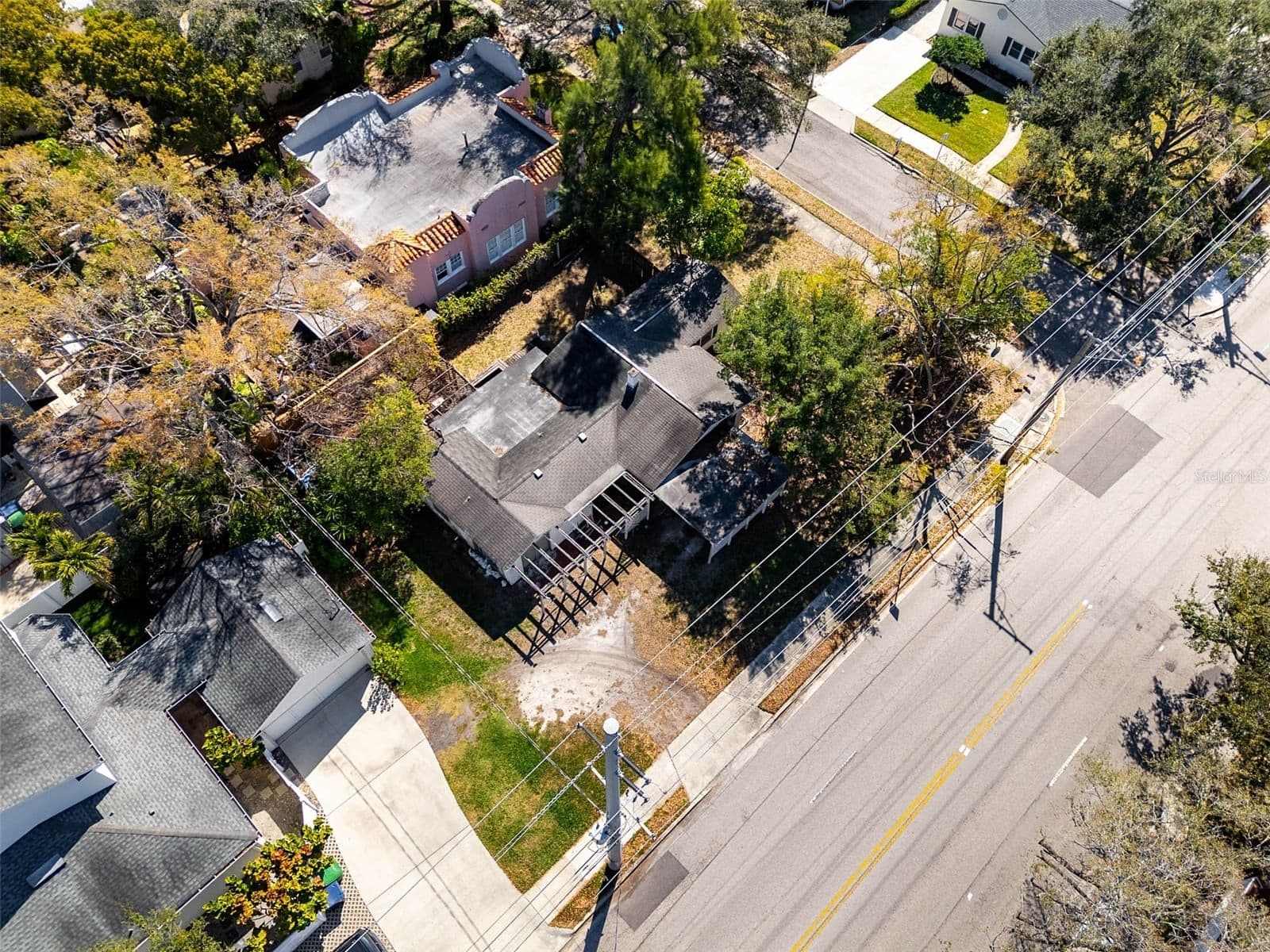 2627 WATROUS