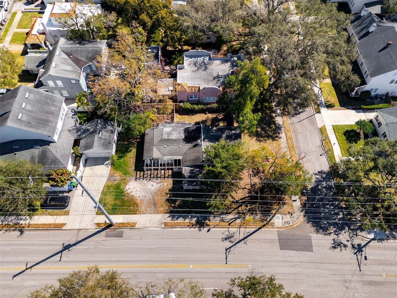 2627 WATROUS