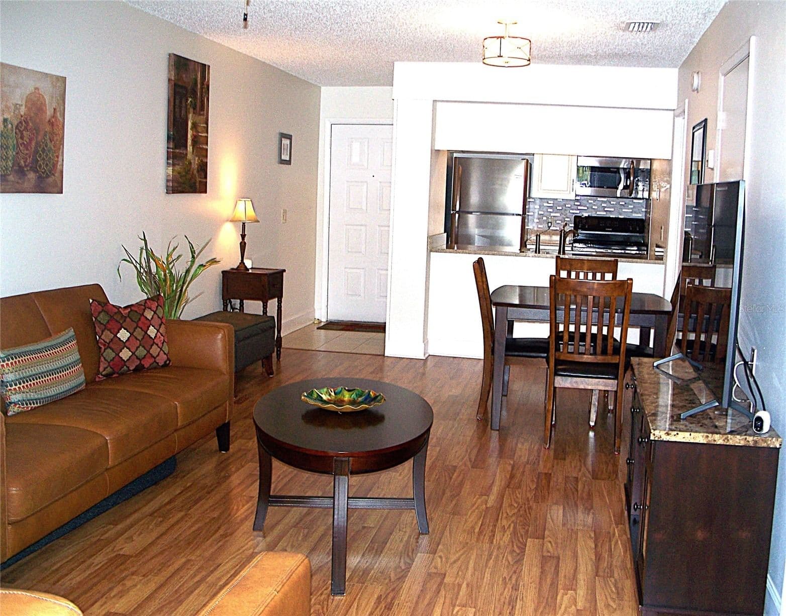 Photo 5 of 3808 OAK