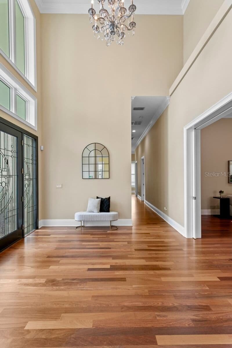 16504 AVILA