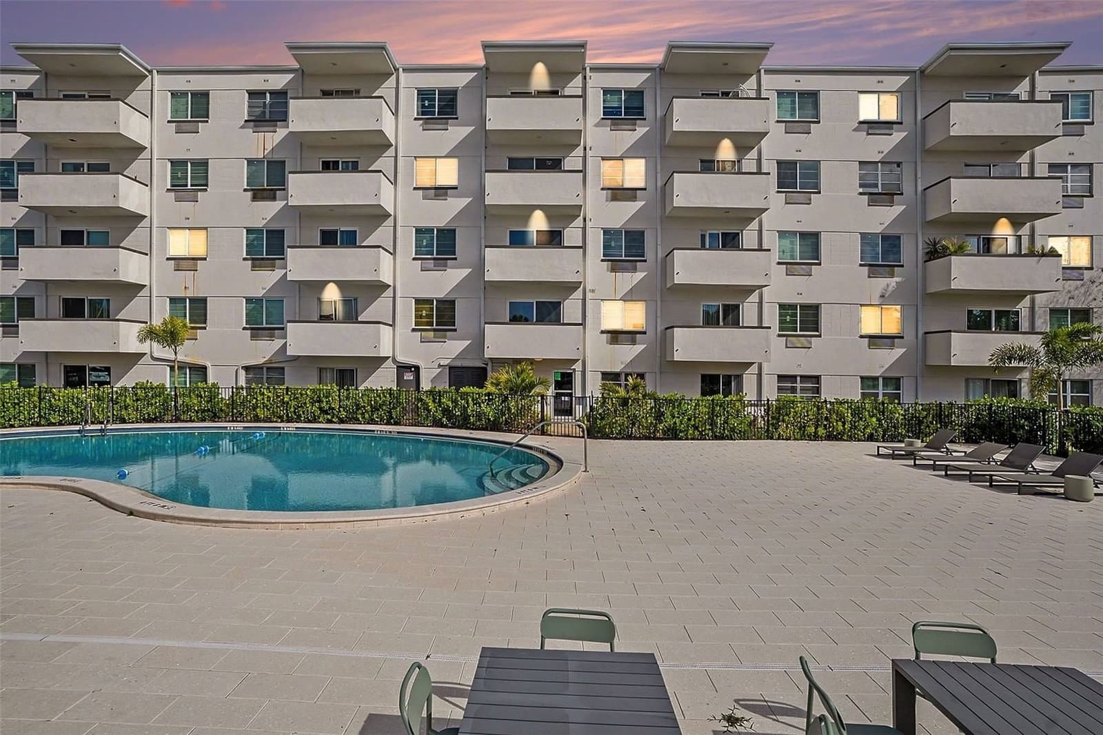 406 CEDAR