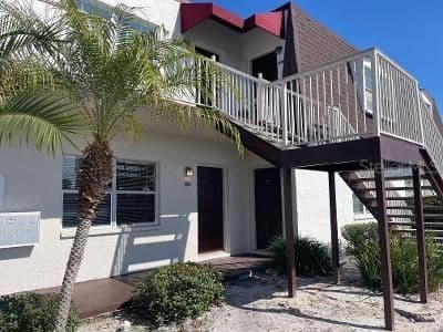 9105 HILLSBOROUGH