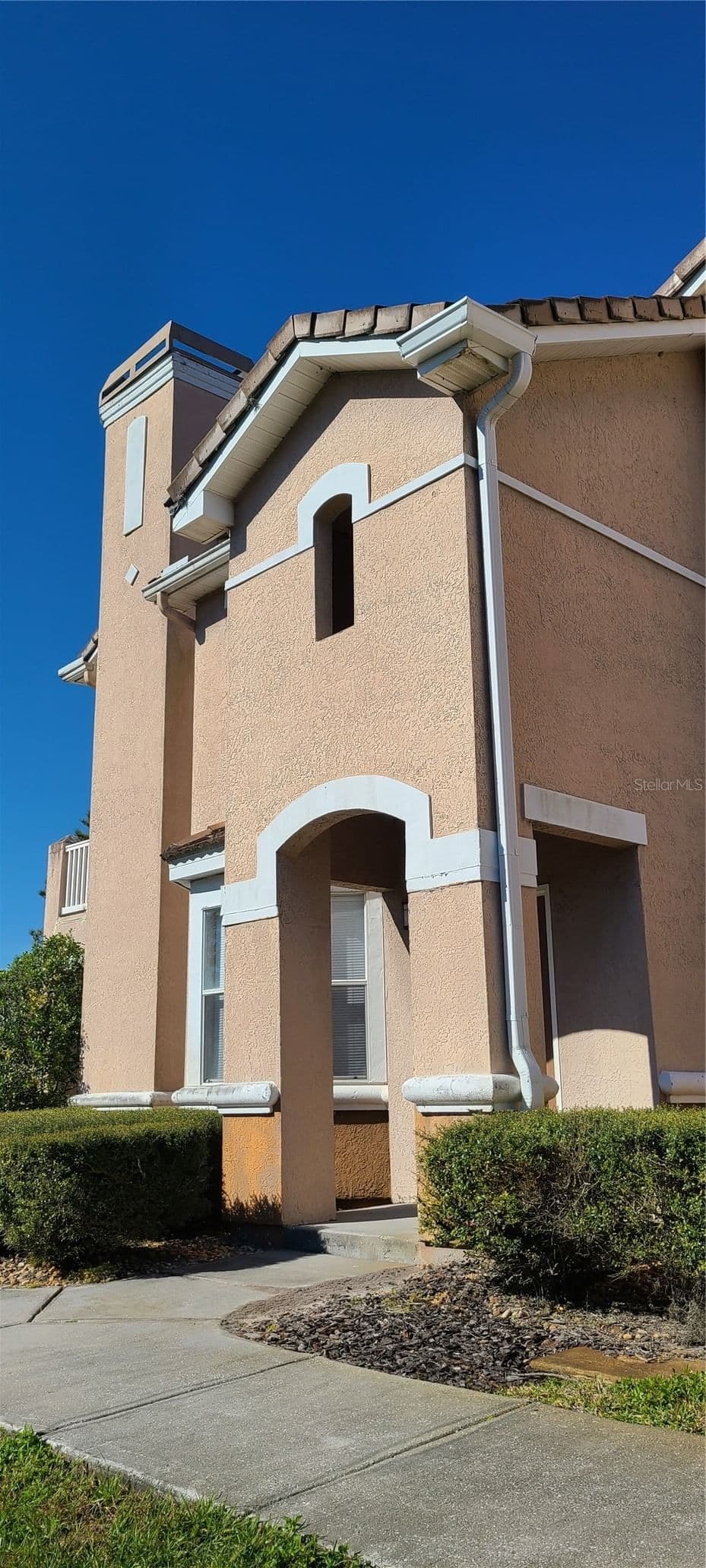 17902 VILLA CREEK