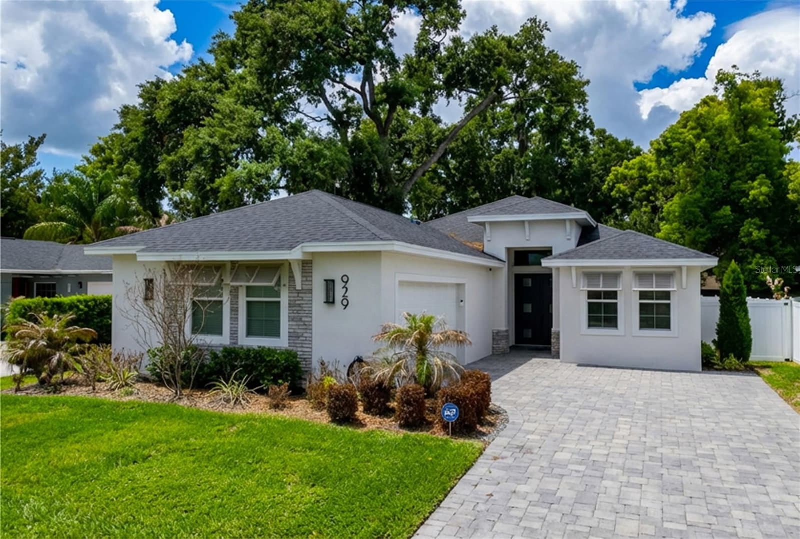 929 CLEARVIEW