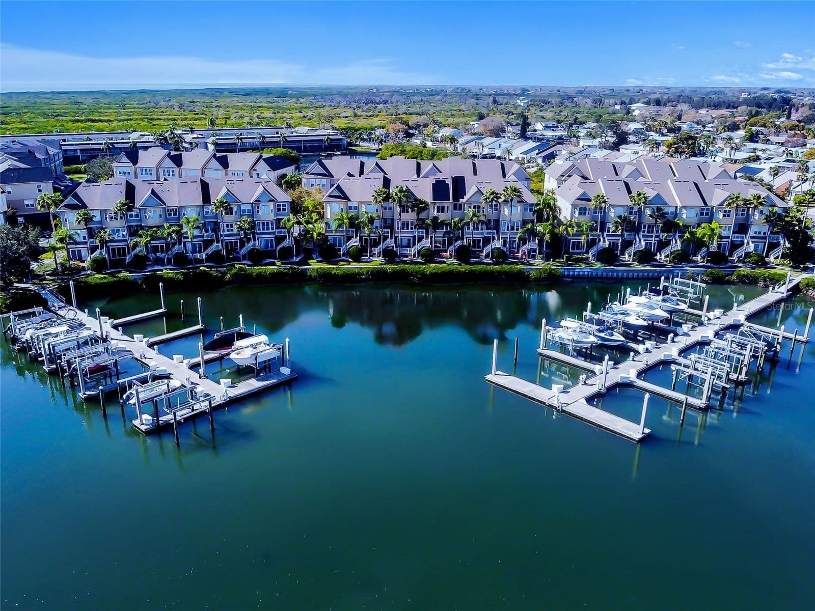 4326 SPINNAKER COVE