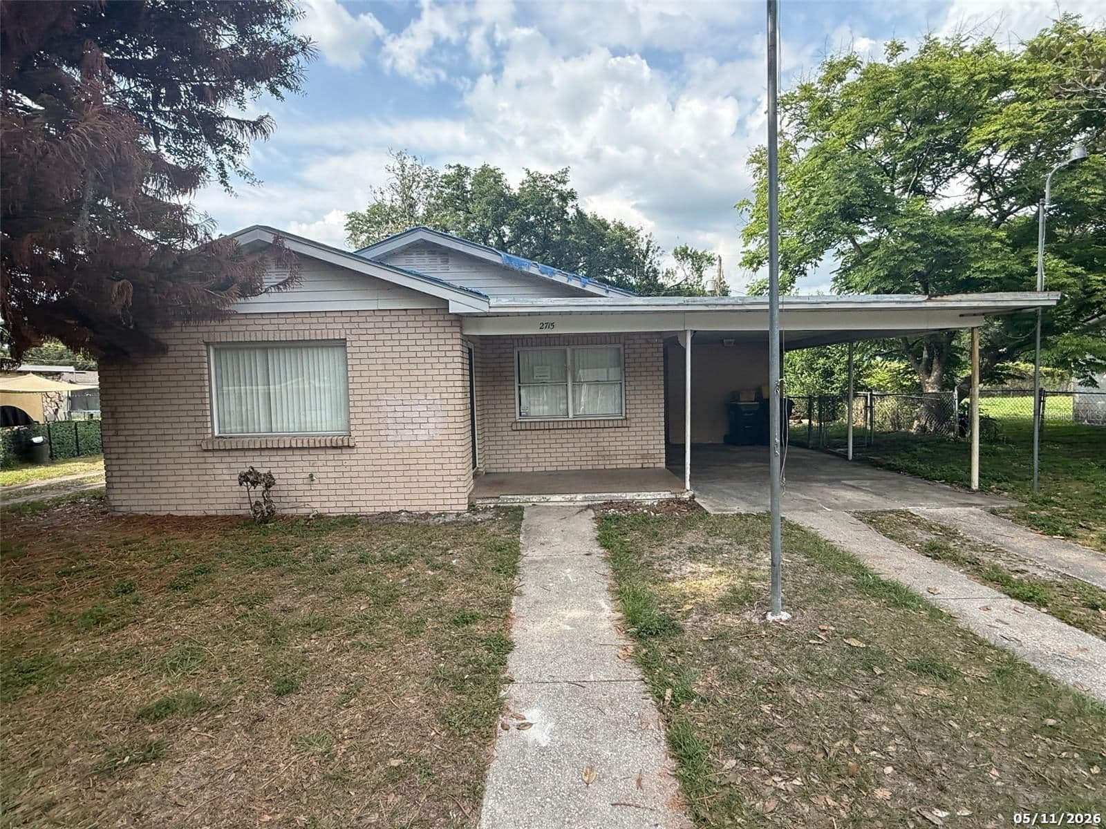 2715 DIXIE